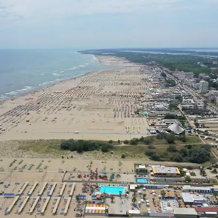 Delfini * Лидо-дельи-Эстенси