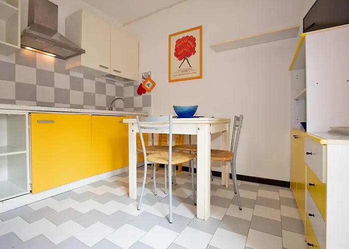 Delfini * Llido Degli Estensi