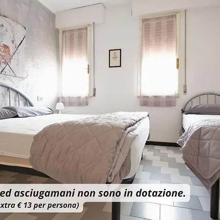 アパート Delfini *