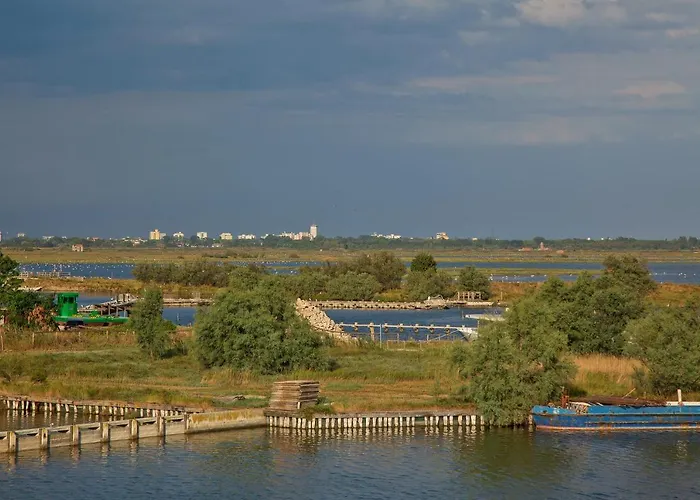 Delfini Lägenhet Llido Degli Estensi